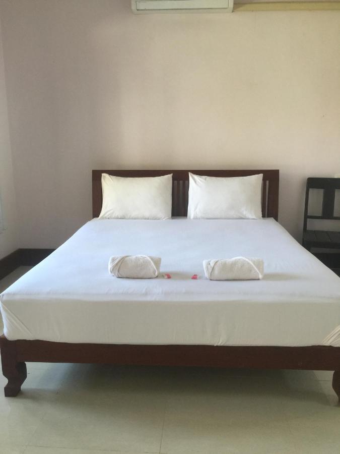 Mama Leurth Sunset Guesthouse Ban Dondét Zewnętrze zdjęcie
