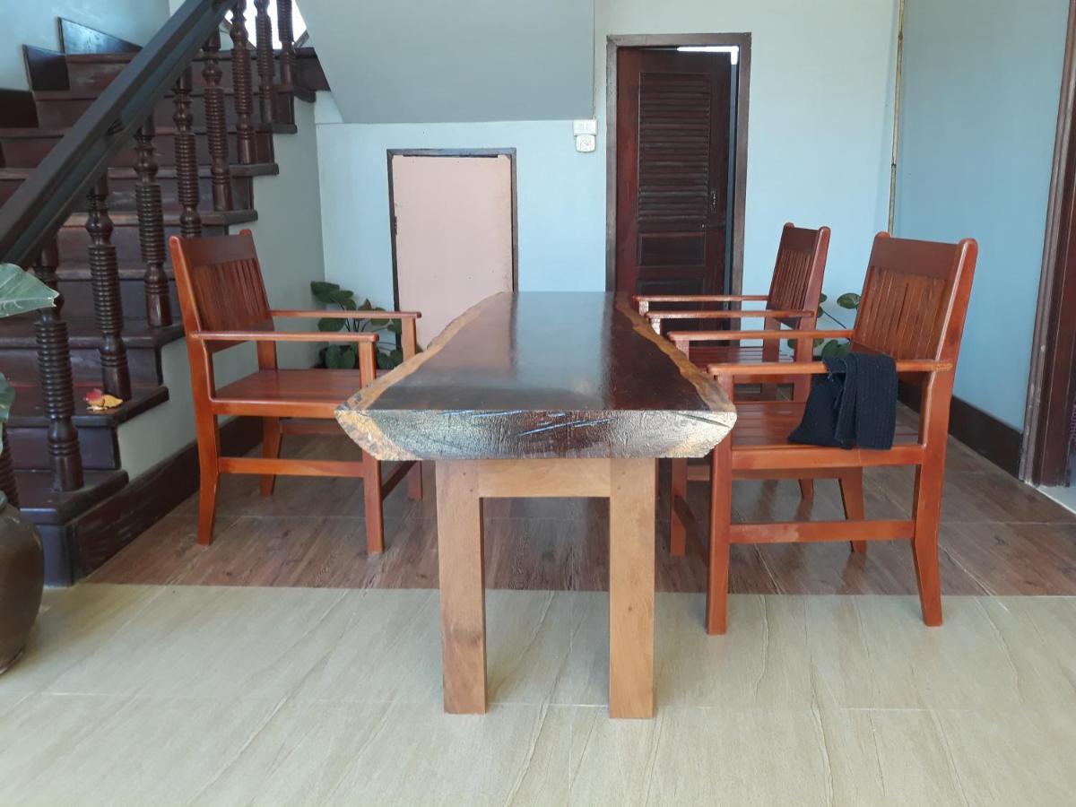 Mama Leurth Sunset Guesthouse Ban Dondét Zewnętrze zdjęcie