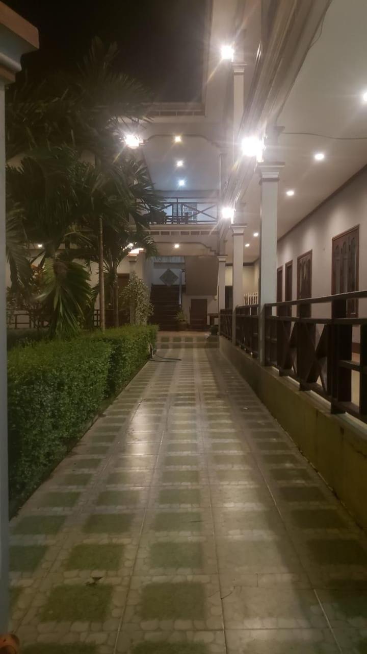 Mama Leurth Sunset Guesthouse Ban Dondét Zewnętrze zdjęcie