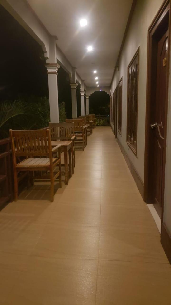 Mama Leurth Sunset Guesthouse Ban Dondét Zewnętrze zdjęcie