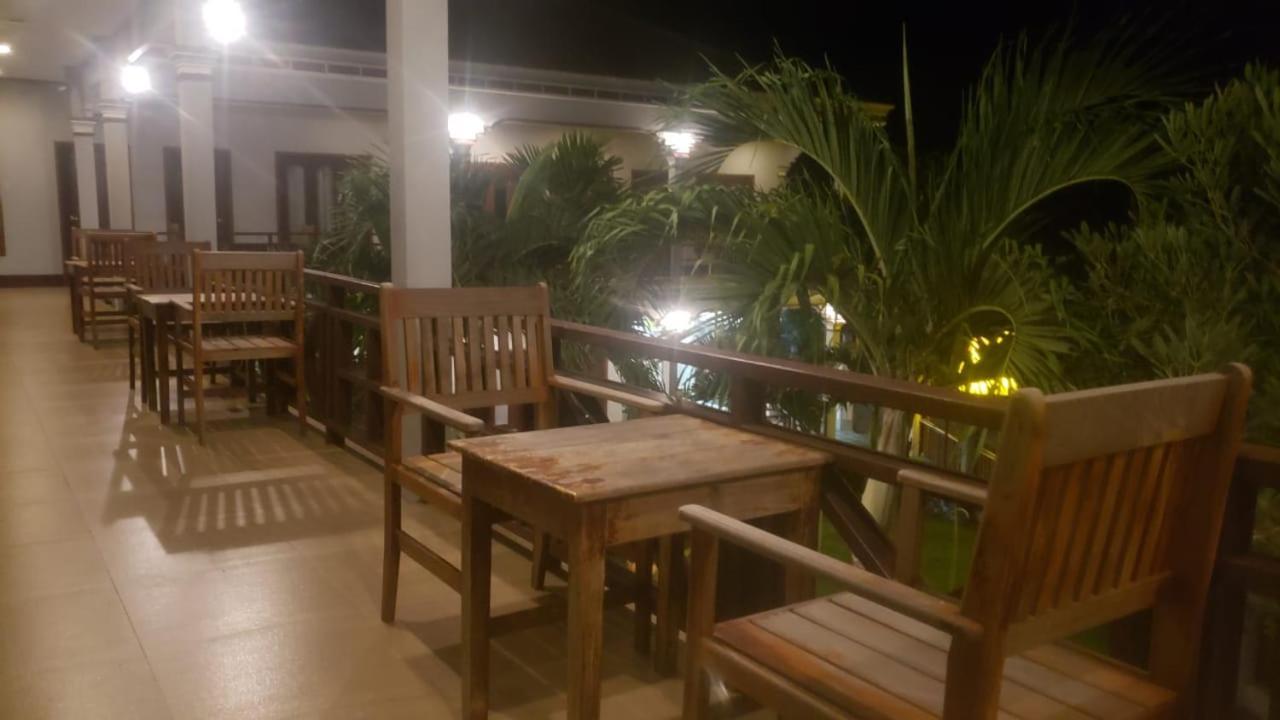 Mama Leurth Sunset Guesthouse Ban Dondét Zewnętrze zdjęcie