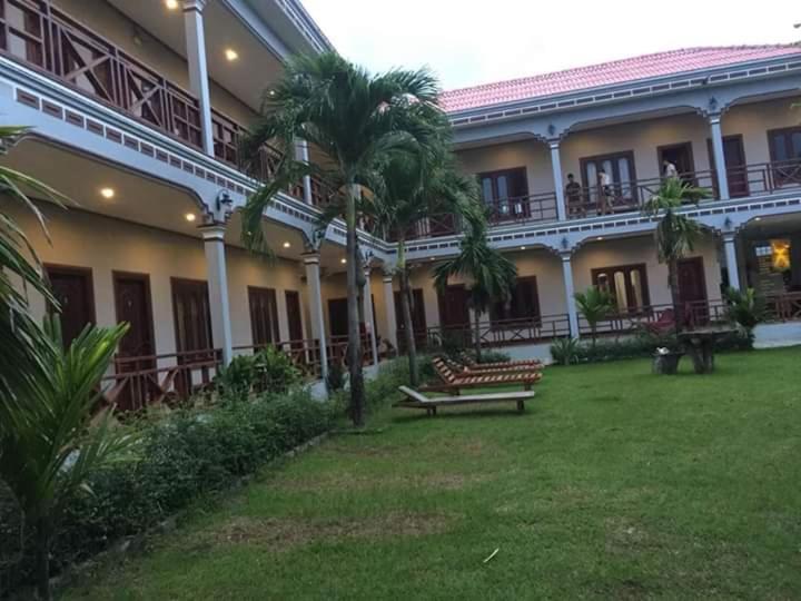 Mama Leurth Sunset Guesthouse Ban Dondét Zewnętrze zdjęcie