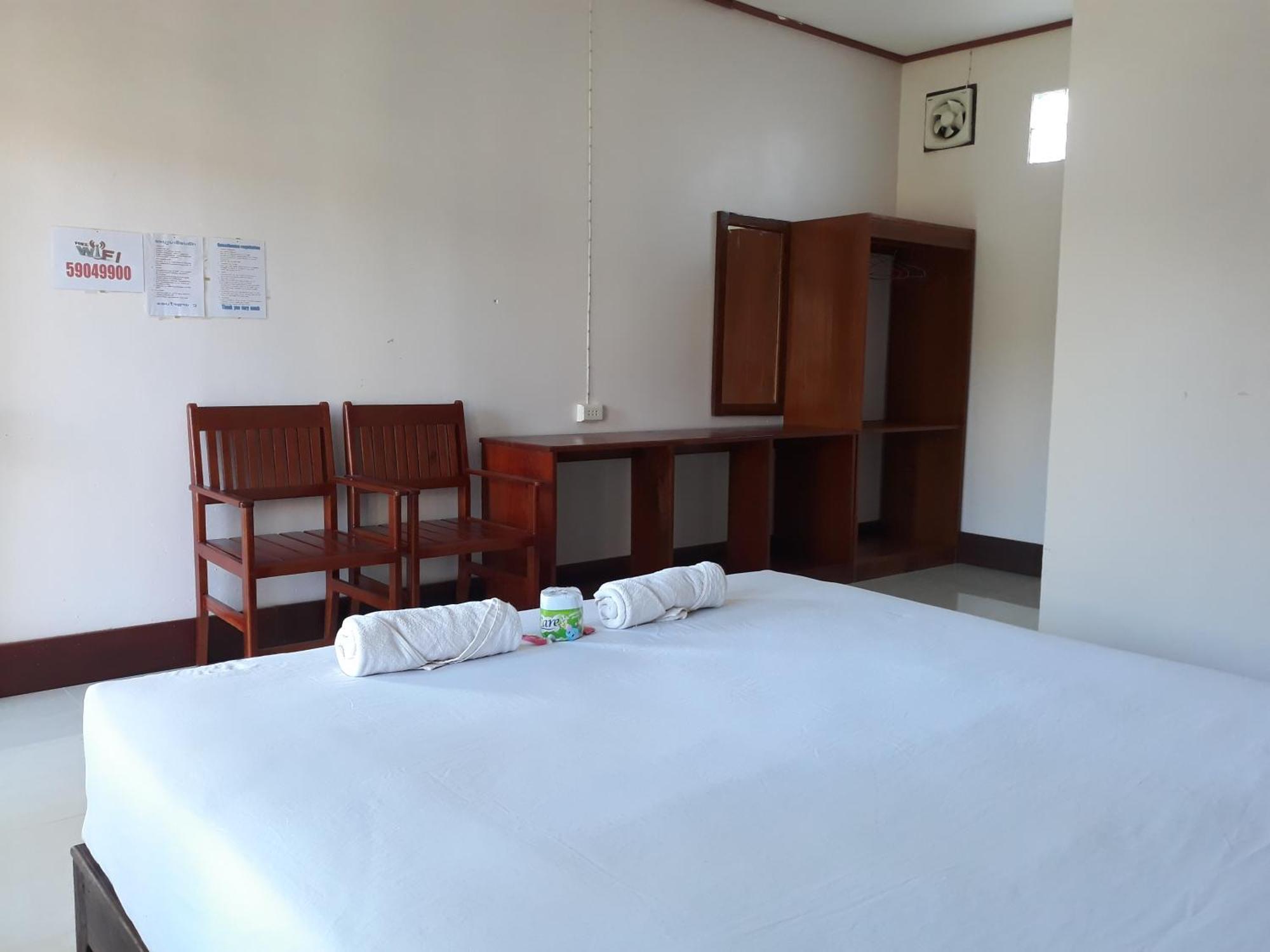 Mama Leurth Sunset Guesthouse Ban Dondét Zewnętrze zdjęcie